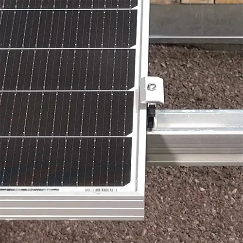 ND Solar Middenklem op montageprofiel